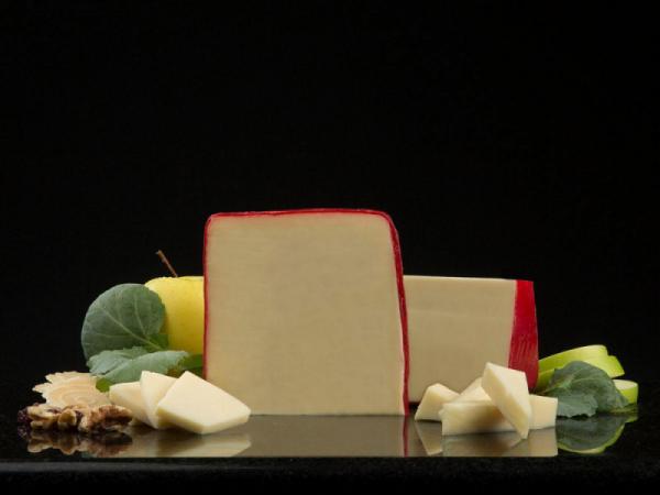 Boar's Head Fontina, All Natural Cheese, 9 oz | 255g