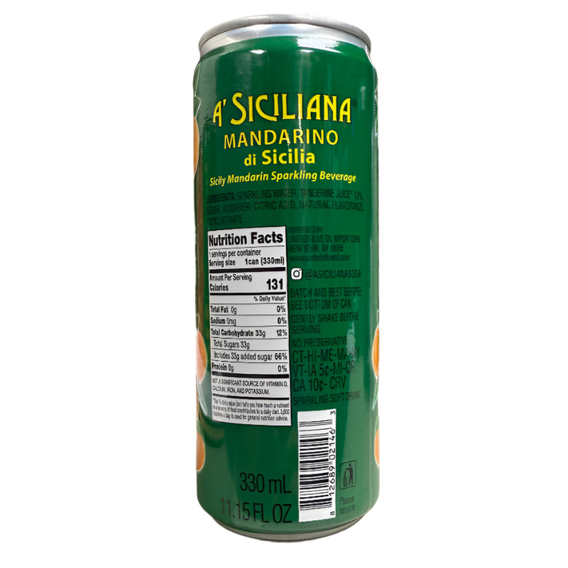 Green can of 'A Siciliana Mandarino di Sicilia' sparkling beverage on a kitchen counter.