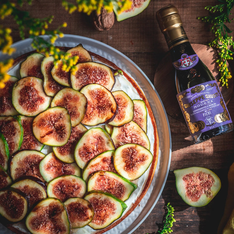 Giuseppe Giusti Condiment with Balsamic Vinegar of Modena and Figs, 3.4 FL OZ | 100ML