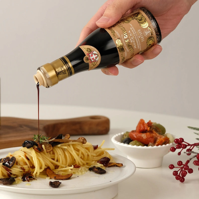 Giuseppe Giusti Condiment with Balsamic Vinegar of Modena and Truffle, 3.4 FL OZ | 100ML
