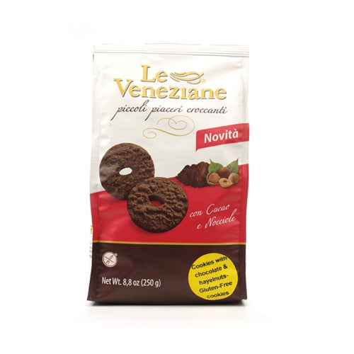 Le Veneziane cookie package with chocolate and hazelnut flavor on a white background